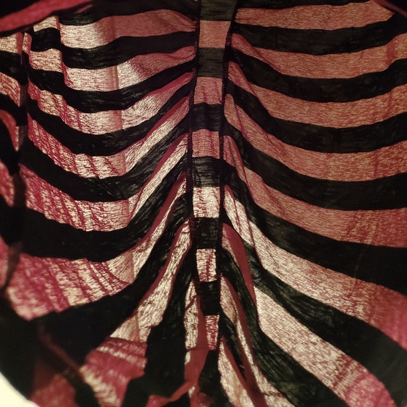 Dots Striped Top - Picture 4 of 4